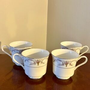 Set Of 4 Vintage Fine China Of Japan Elmwood Footed Teacups Floral Platinum Trim